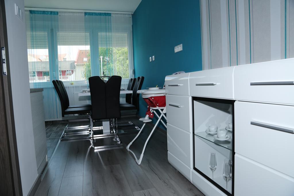 Szofi Apartman Hajduszoboszlo Luaran gambar