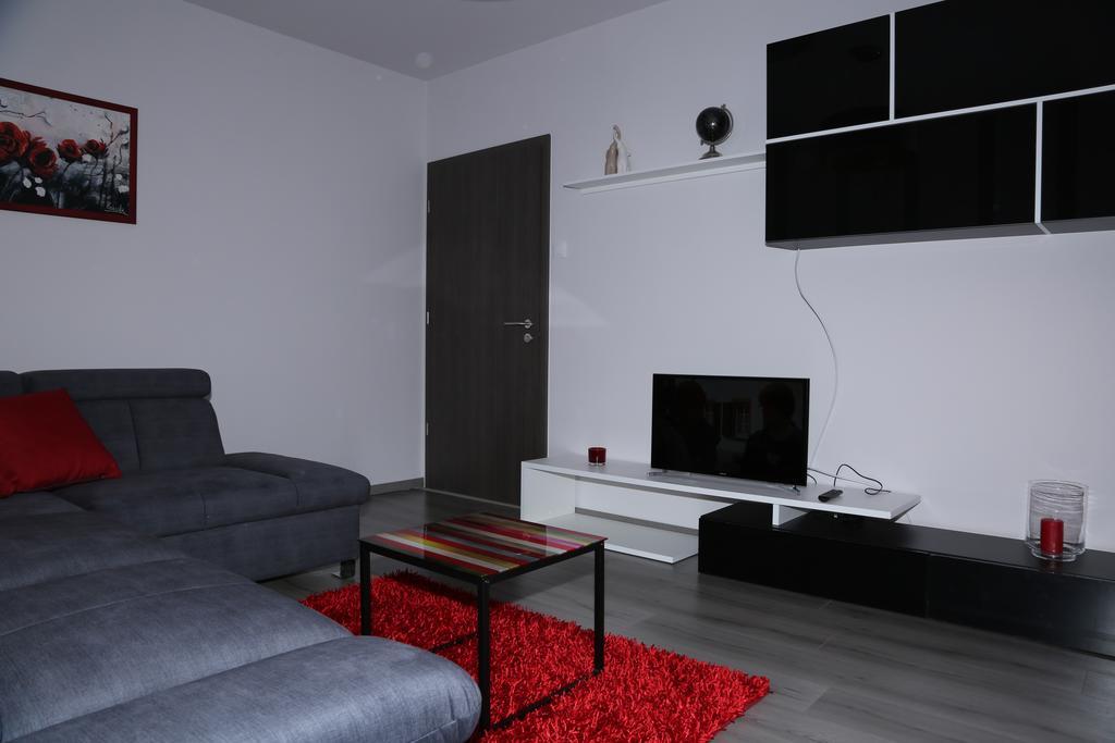 Szofi Apartman Hajduszoboszlo Luaran gambar