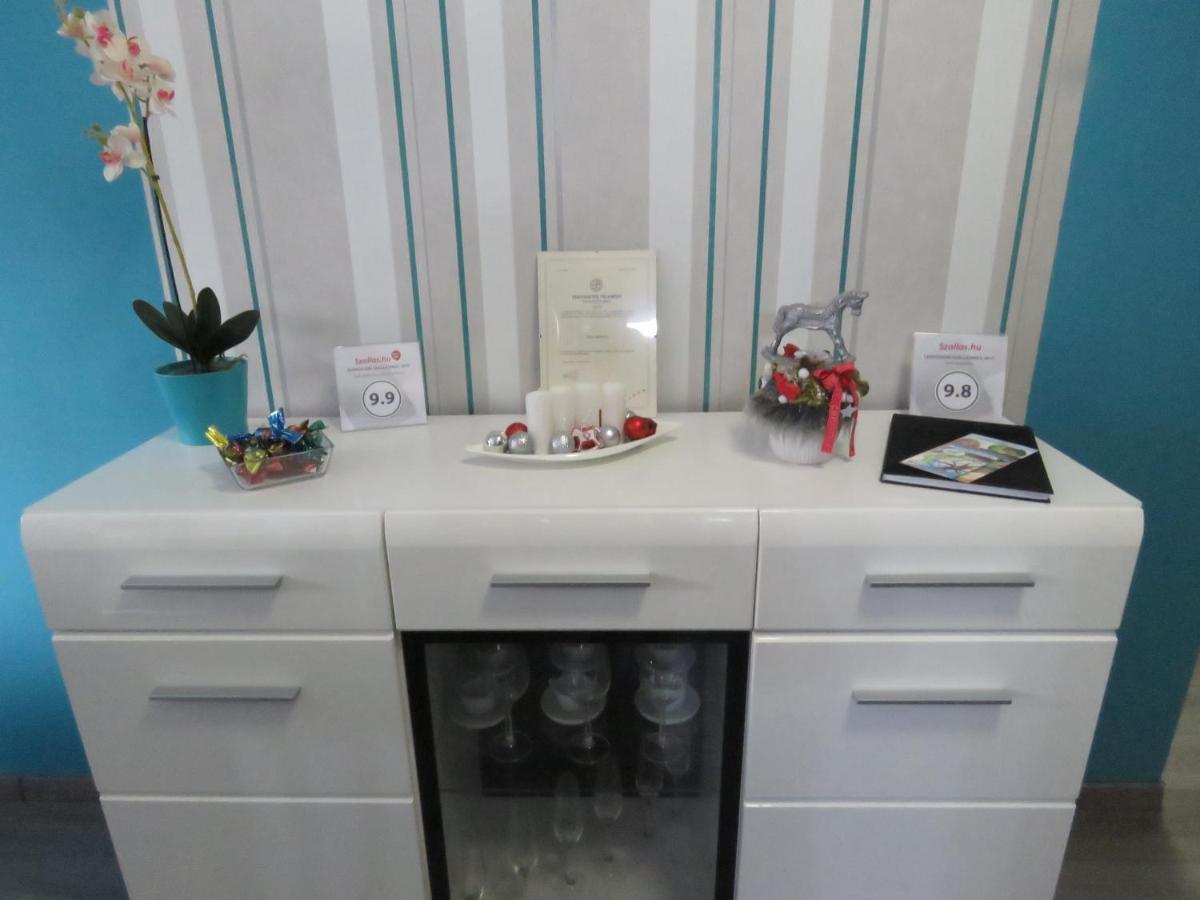 Szofi Apartman Hajduszoboszlo Luaran gambar